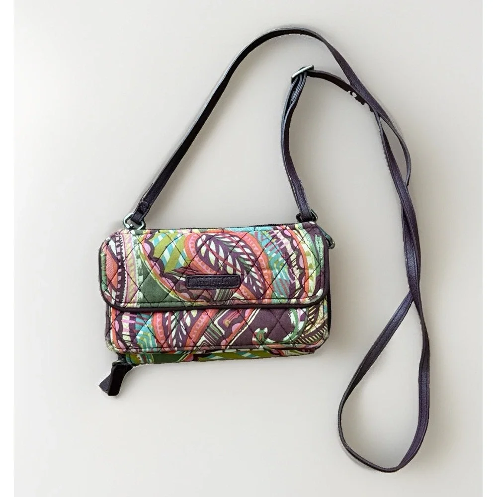Vera Bradley RFID All In One Crossbody Bag -‎ Heirloom Paisley Wallet